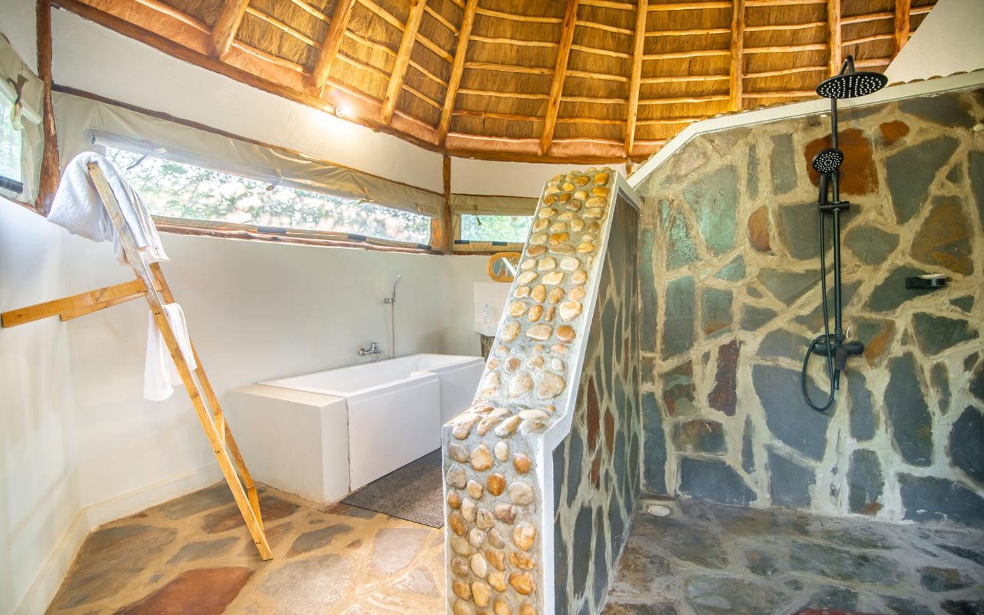 Embogo Safari Lodges Katoke エクステリア 写真