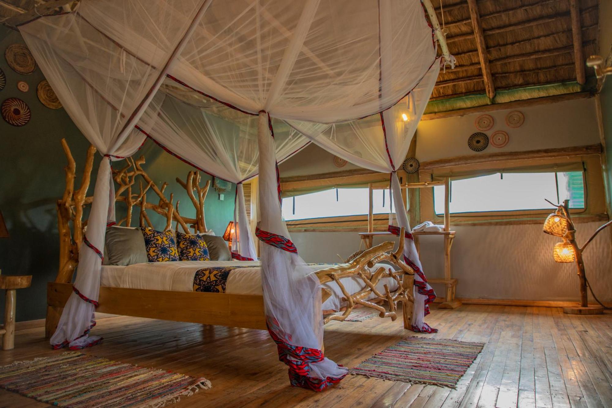 Embogo Safari Lodges Katoke エクステリア 写真